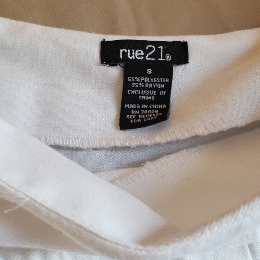 WOMEN'S Tennis Skirt - Picture 3 of 3